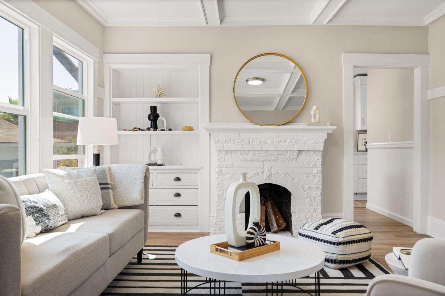 Detail Gallery Image 28 of 56 For 551 53rd St, Oakland,  CA 94609 - – Beds | – Baths