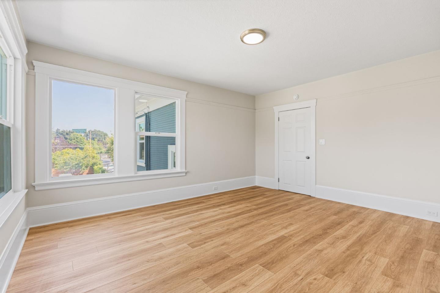Detail Gallery Image 41 of 56 For 551 53rd St, Oakland,  CA 94609 - – Beds | – Baths