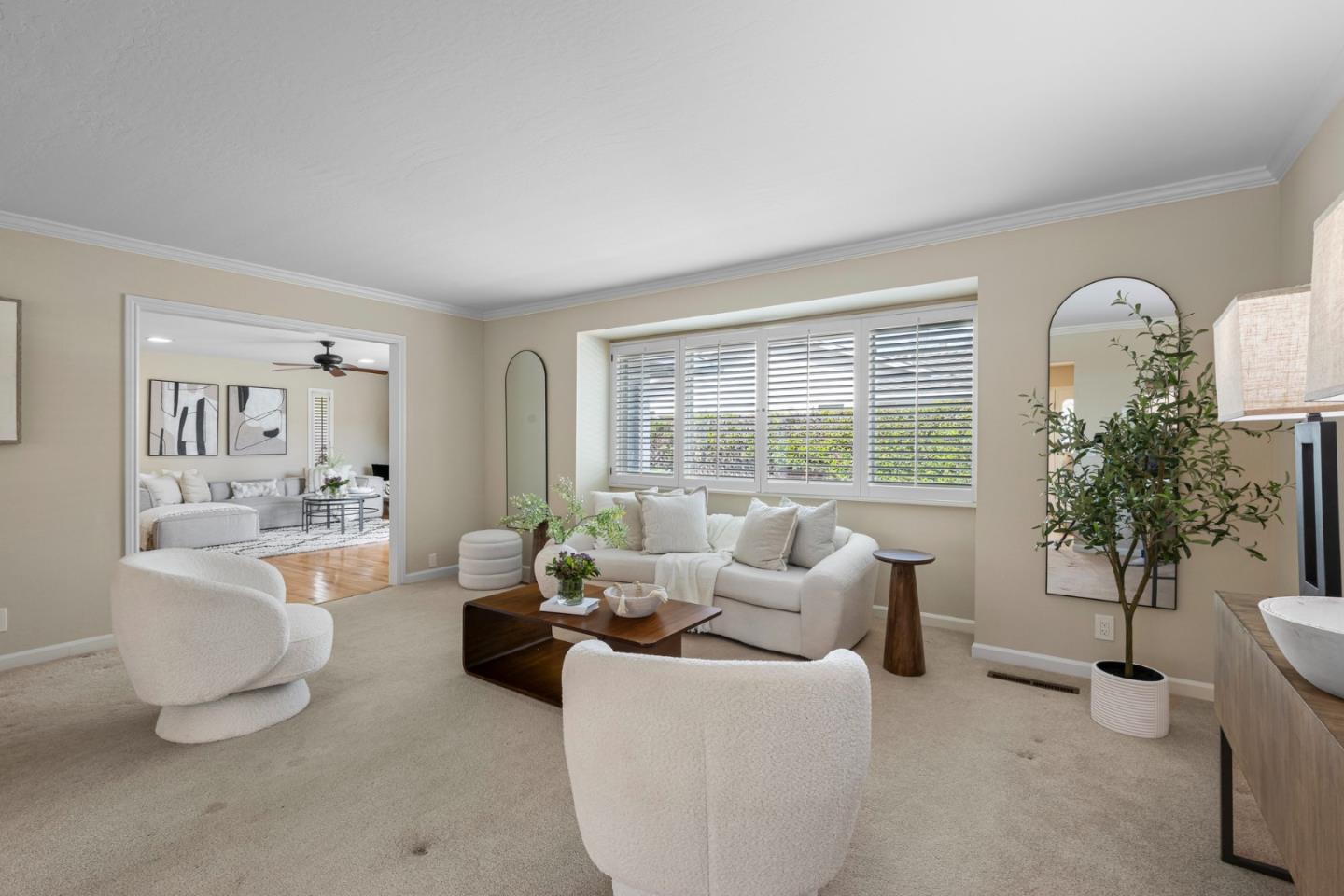 Detail Gallery Image 18 of 51 For 2356 Walden Sq, San Jose,  CA 95124 - 4 Beds | 2 Baths