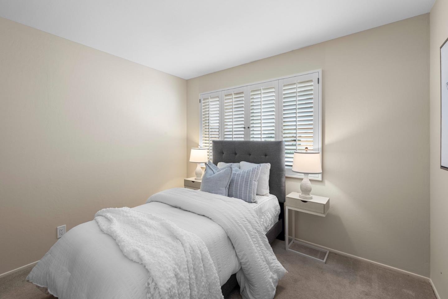 Detail Gallery Image 42 of 51 For 2356 Walden Sq, San Jose,  CA 95124 - 4 Beds | 2 Baths