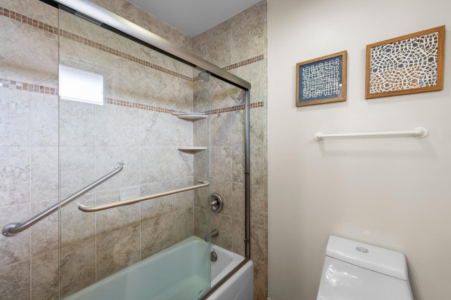 Detail Gallery Image 46 of 51 For 2356 Walden Sq, San Jose,  CA 95124 - 4 Beds | 2 Baths
