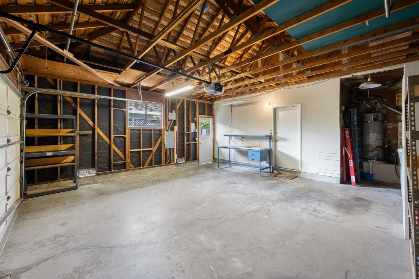 Detail Gallery Image 48 of 51 For 2356 Walden Sq, San Jose,  CA 95124 - 4 Beds | 2 Baths