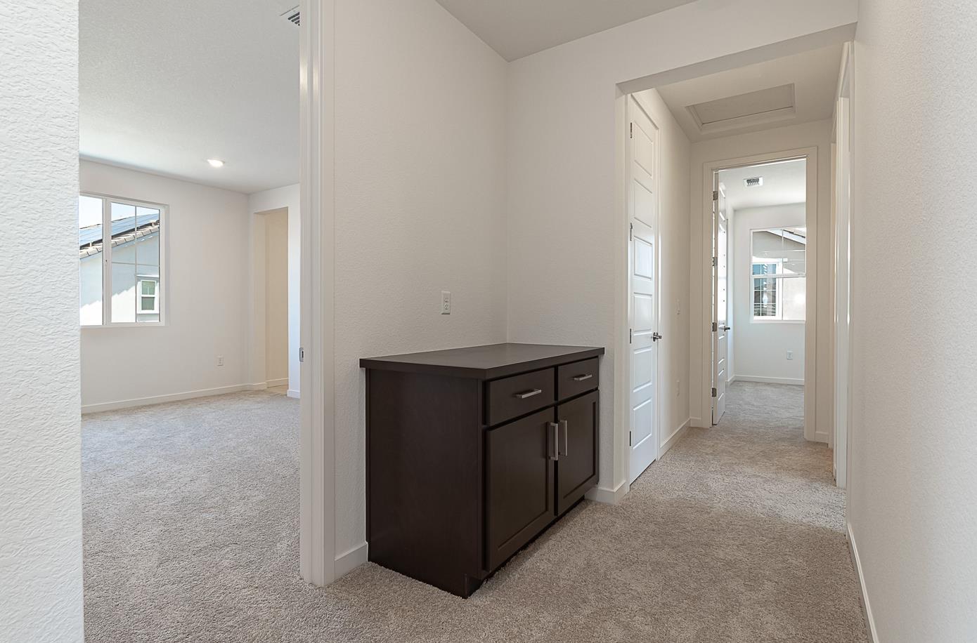 Detail Gallery Image 12 of 17 For 16013 Testarossa St, Lathrop,  CA 95330 - 4 Beds | 3 Baths