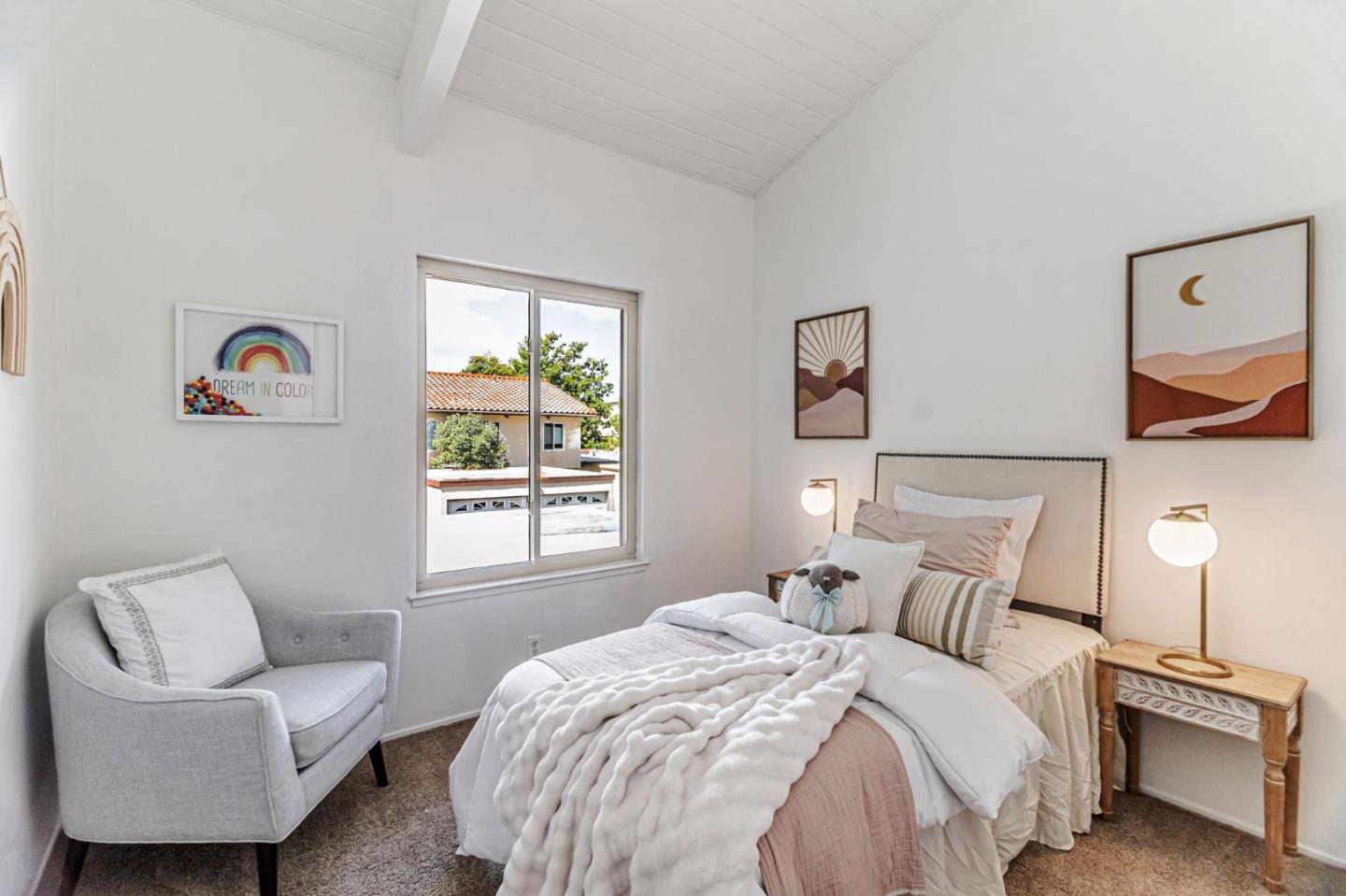 Detail Gallery Image 10 of 26 For 153 Brahms Way, Sunnyvale,  CA 94087 - 3 Beds | 2/1 Baths