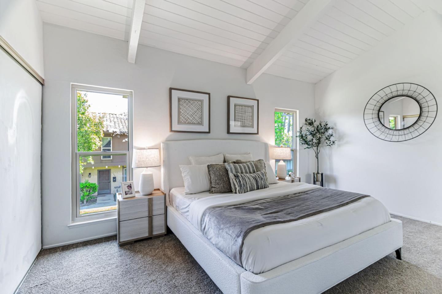 Detail Gallery Image 11 of 26 For 153 Brahms Way, Sunnyvale,  CA 94087 - 3 Beds | 2/1 Baths