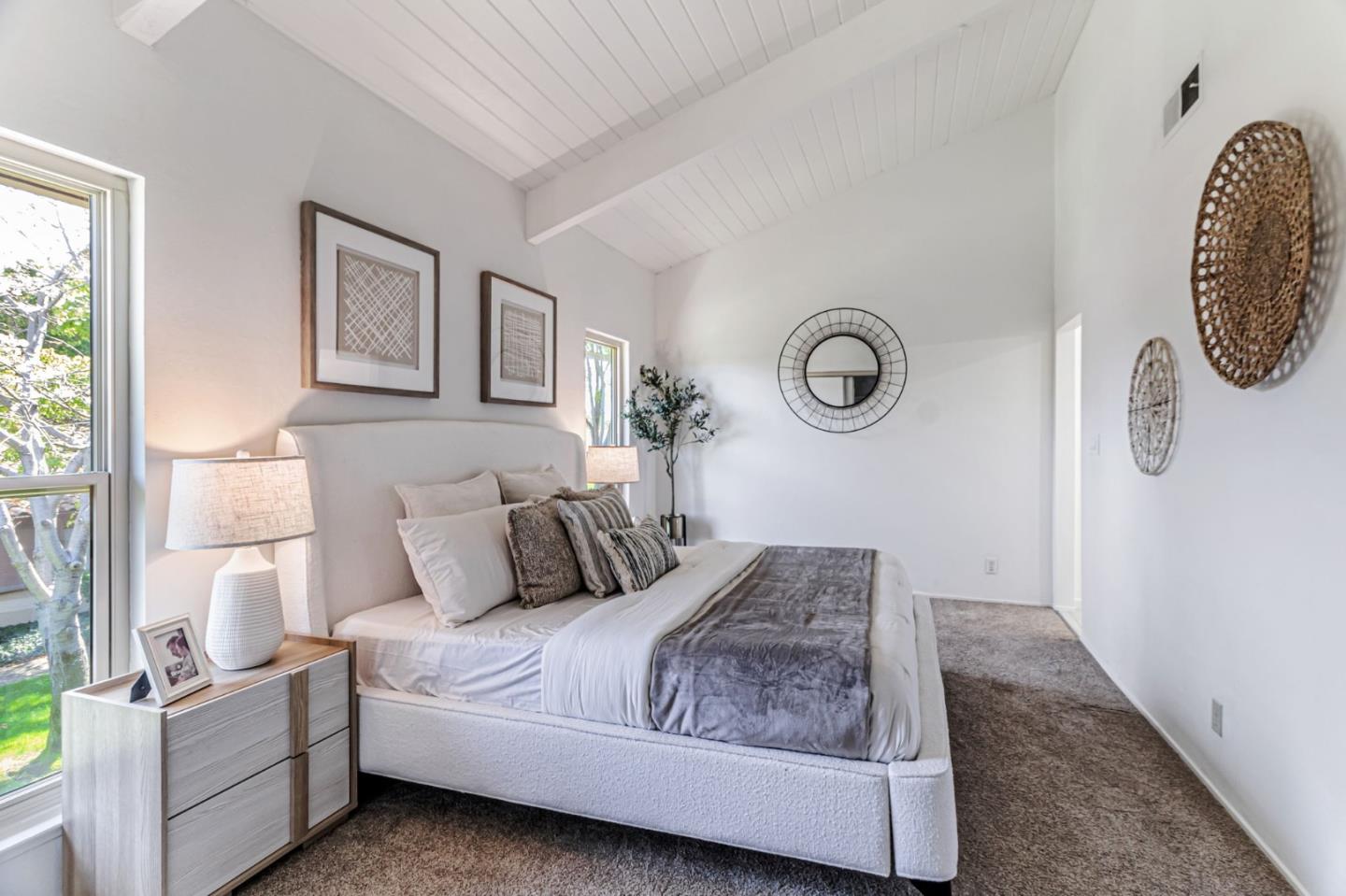 Detail Gallery Image 12 of 26 For 153 Brahms Way, Sunnyvale,  CA 94087 - 3 Beds | 2/1 Baths
