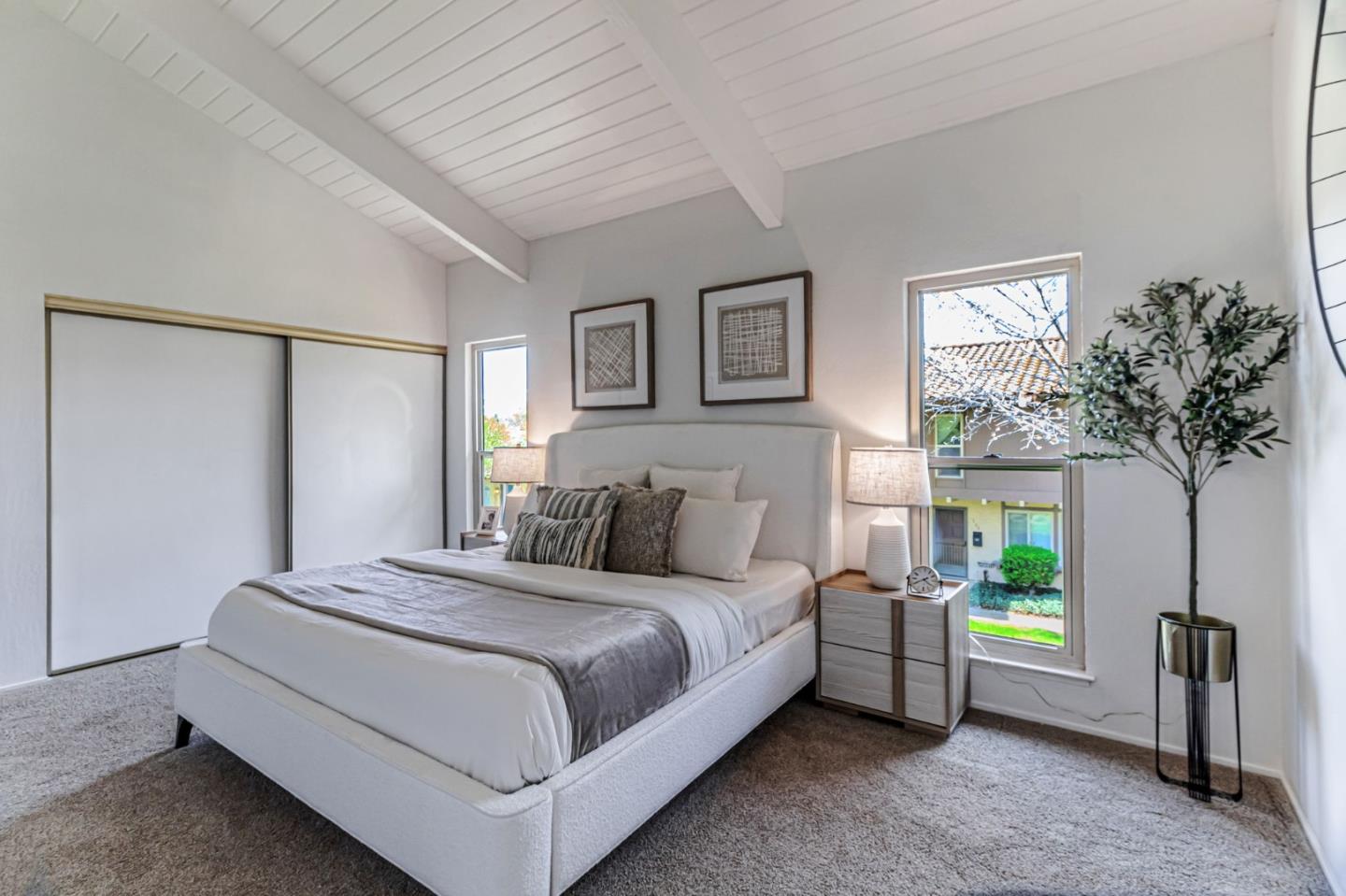 Detail Gallery Image 13 of 26 For 153 Brahms Way, Sunnyvale,  CA 94087 - 3 Beds | 2/1 Baths