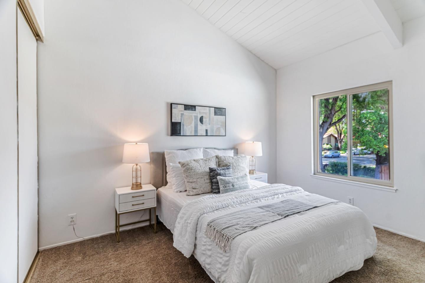 Detail Gallery Image 14 of 26 For 153 Brahms Way, Sunnyvale,  CA 94087 - 3 Beds | 2/1 Baths