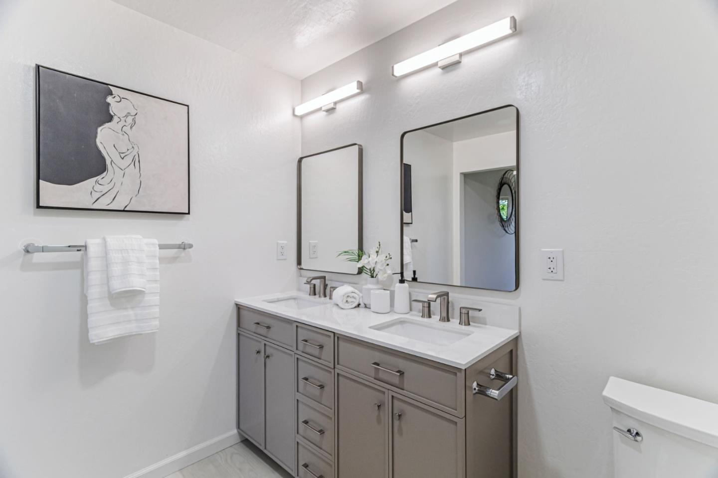Detail Gallery Image 18 of 26 For 153 Brahms Way, Sunnyvale,  CA 94087 - 3 Beds | 2/1 Baths