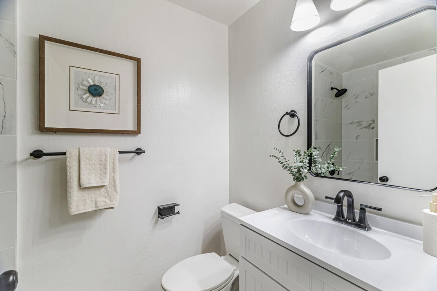 Detail Gallery Image 19 of 26 For 153 Brahms Way, Sunnyvale,  CA 94087 - 3 Beds | 2/1 Baths