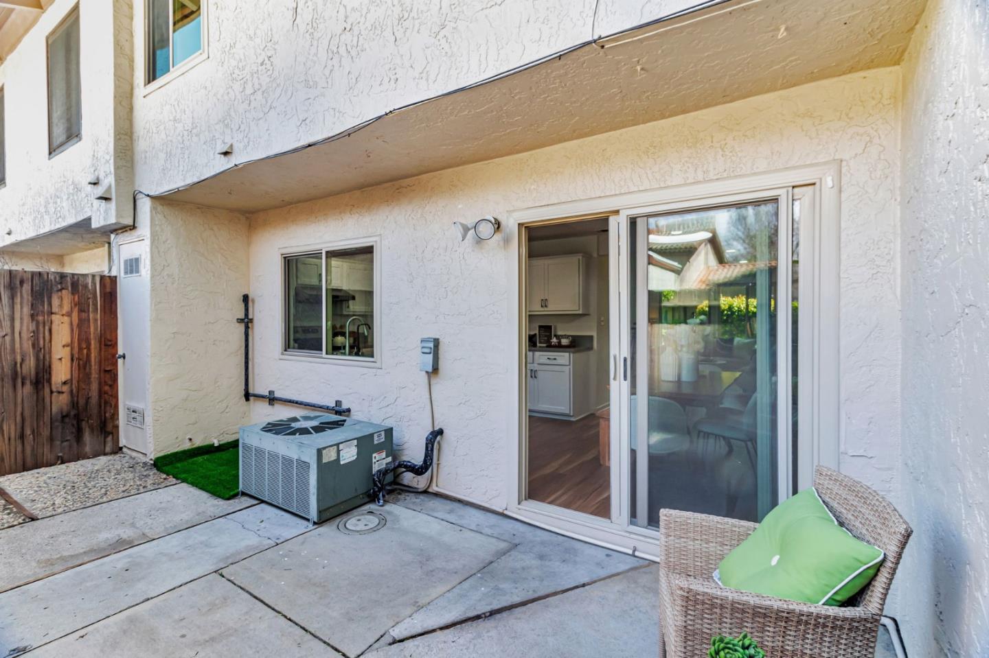 Detail Gallery Image 21 of 26 For 153 Brahms Way, Sunnyvale,  CA 94087 - 3 Beds | 2/1 Baths