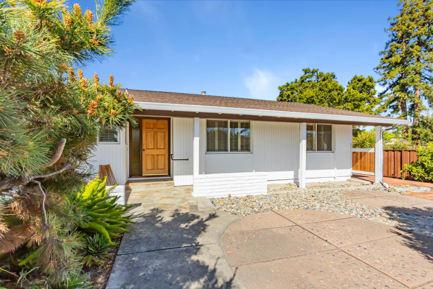 Detail Gallery Image 2 of 28 For 458 Luther Dr, Santa Clara,  CA 95051 - 4 Beds | 2 Baths