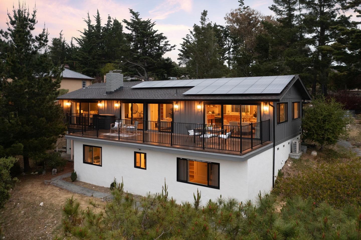 Detail Gallery Image 3 of 28 For 25450 via Cicindela, Carmel Valley,  CA 93923 - 3 Beds | 2/1 Baths