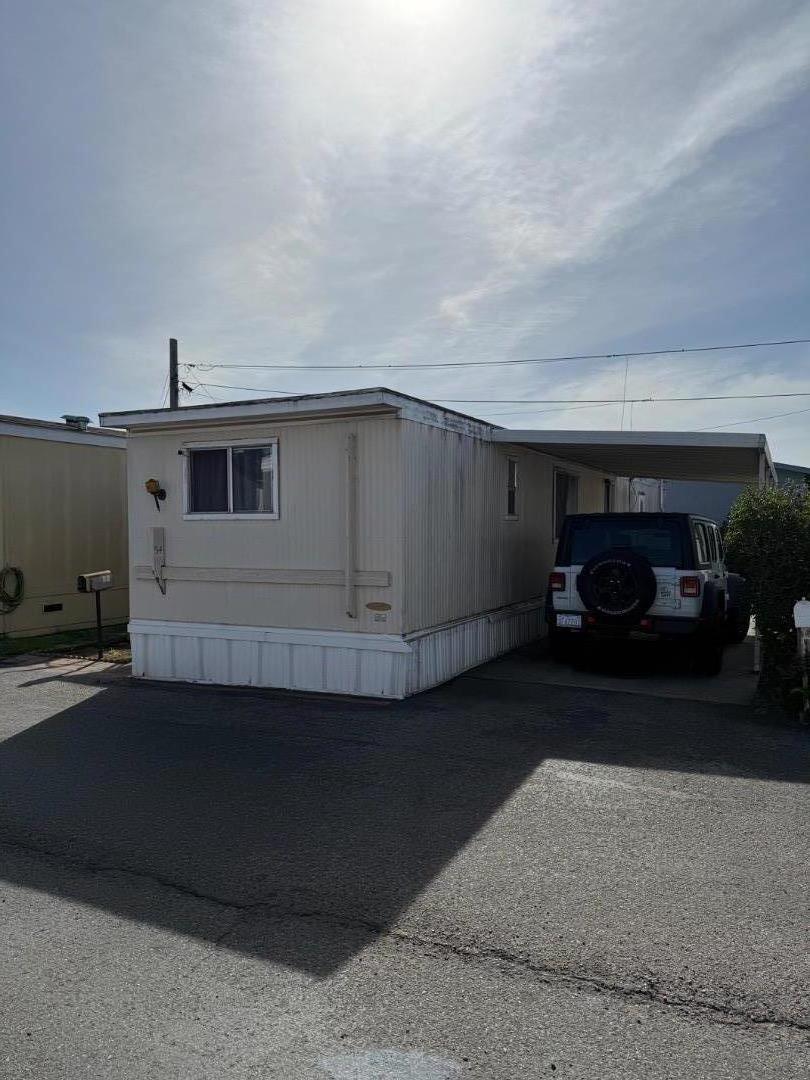 Detail Gallery Image 2 of 26 For 1117 Baldwin #54,  Salinas,  CA 93906 - 2 Beds | 1/1 Baths