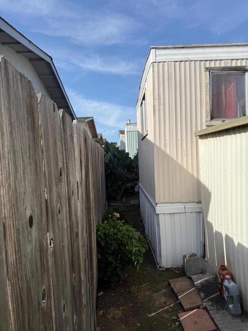 Detail Gallery Image 5 of 26 For 1117 Baldwin #54,  Salinas,  CA 93906 - 2 Beds | 1/1 Baths