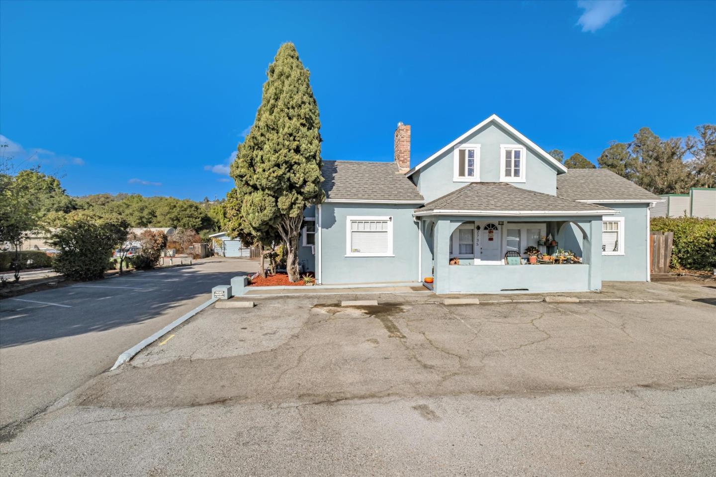 Detail Gallery Image 12 of 44 For 2735-2737 Soquel Ave, Santa Cruz,  CA 95062 - – Beds | – Baths
