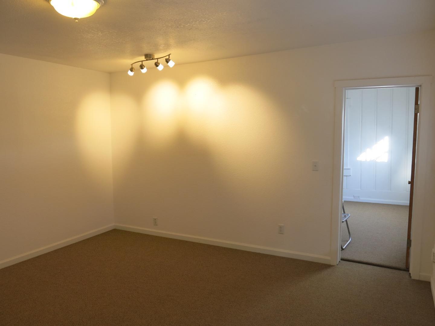 Detail Gallery Image 17 of 44 For 2735-2737 Soquel Ave, Santa Cruz,  CA 95062 - – Beds | – Baths