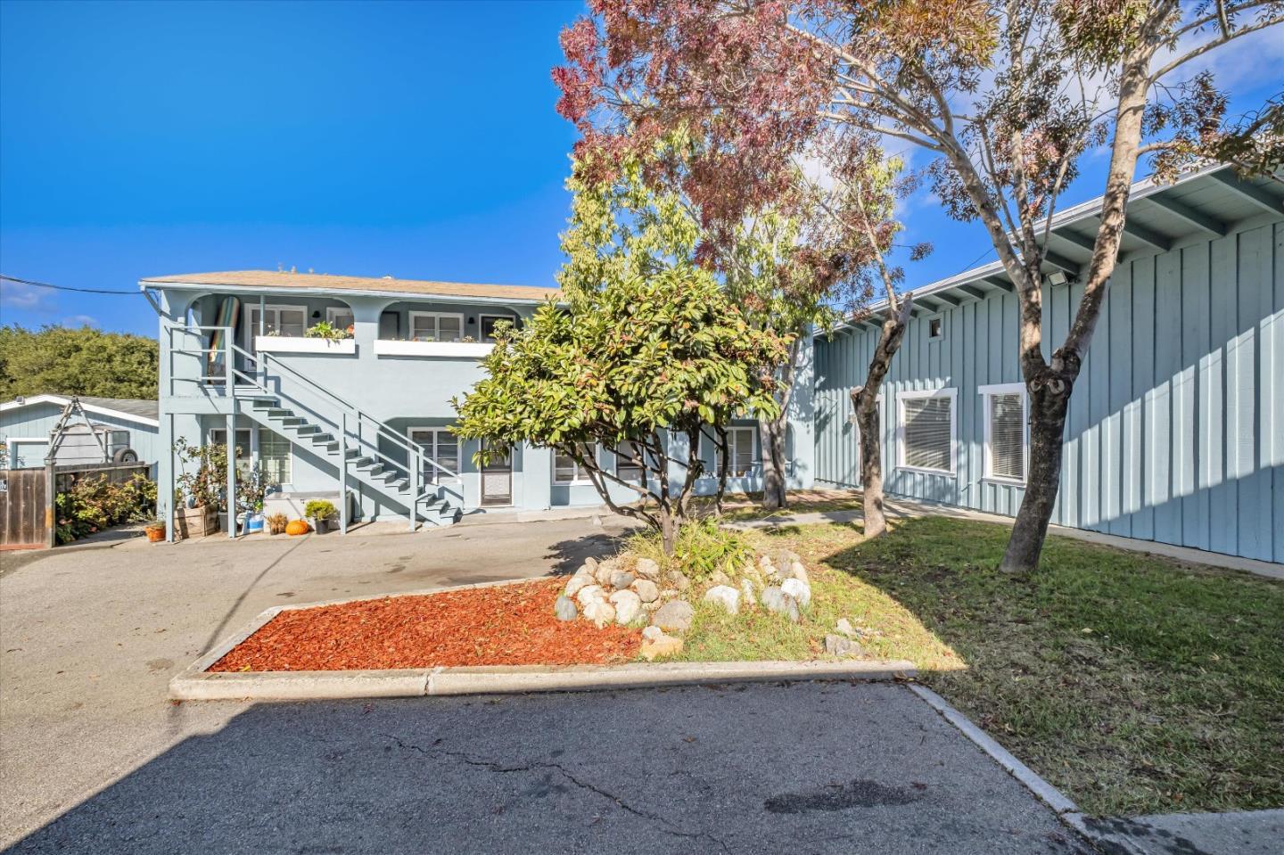 Detail Gallery Image 2 of 44 For 2735-2737 Soquel Ave, Santa Cruz,  CA 95062 - – Beds | – Baths