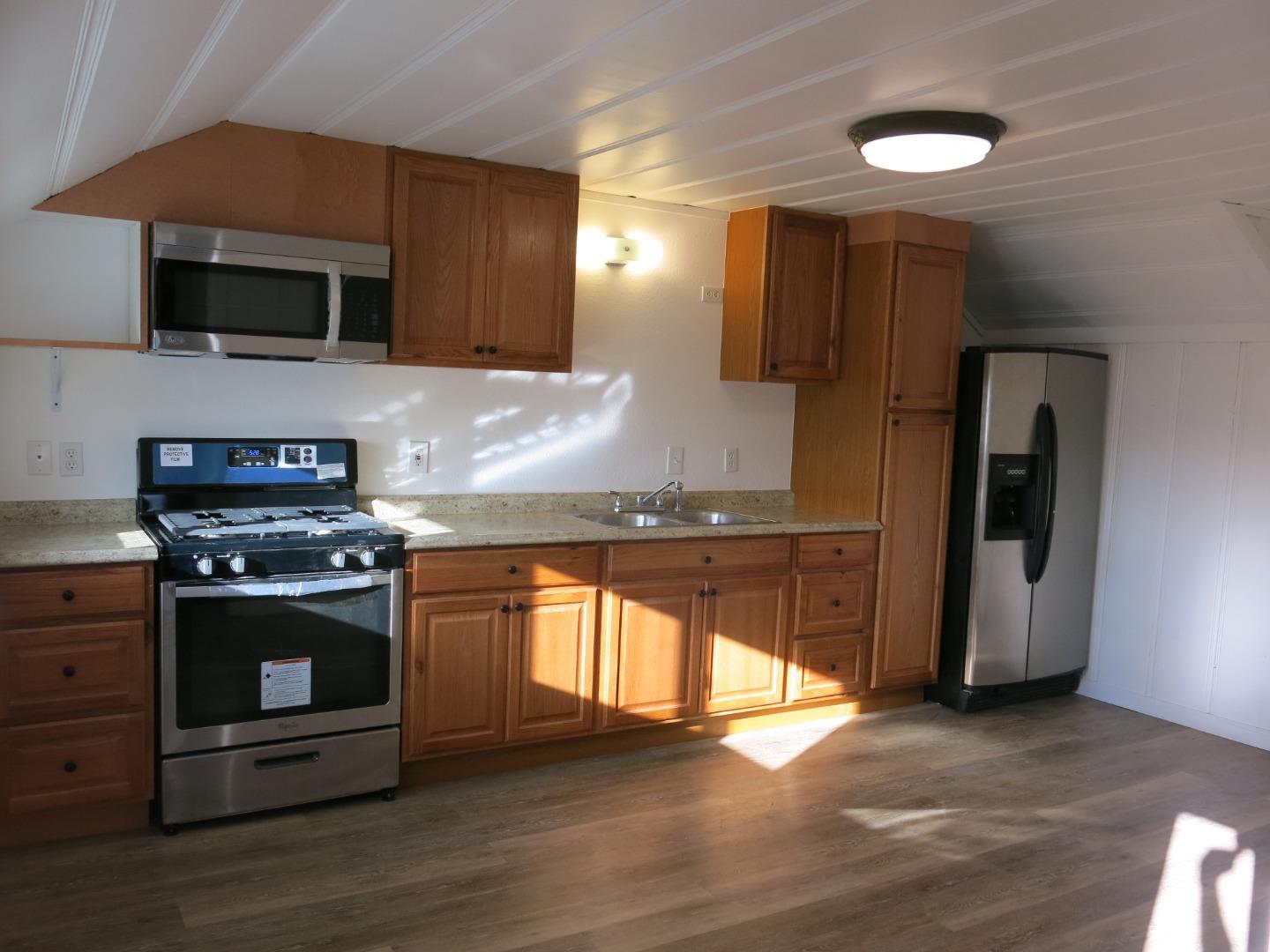 Detail Gallery Image 22 of 44 For 2735-2737 Soquel Ave, Santa Cruz,  CA 95062 - – Beds | – Baths