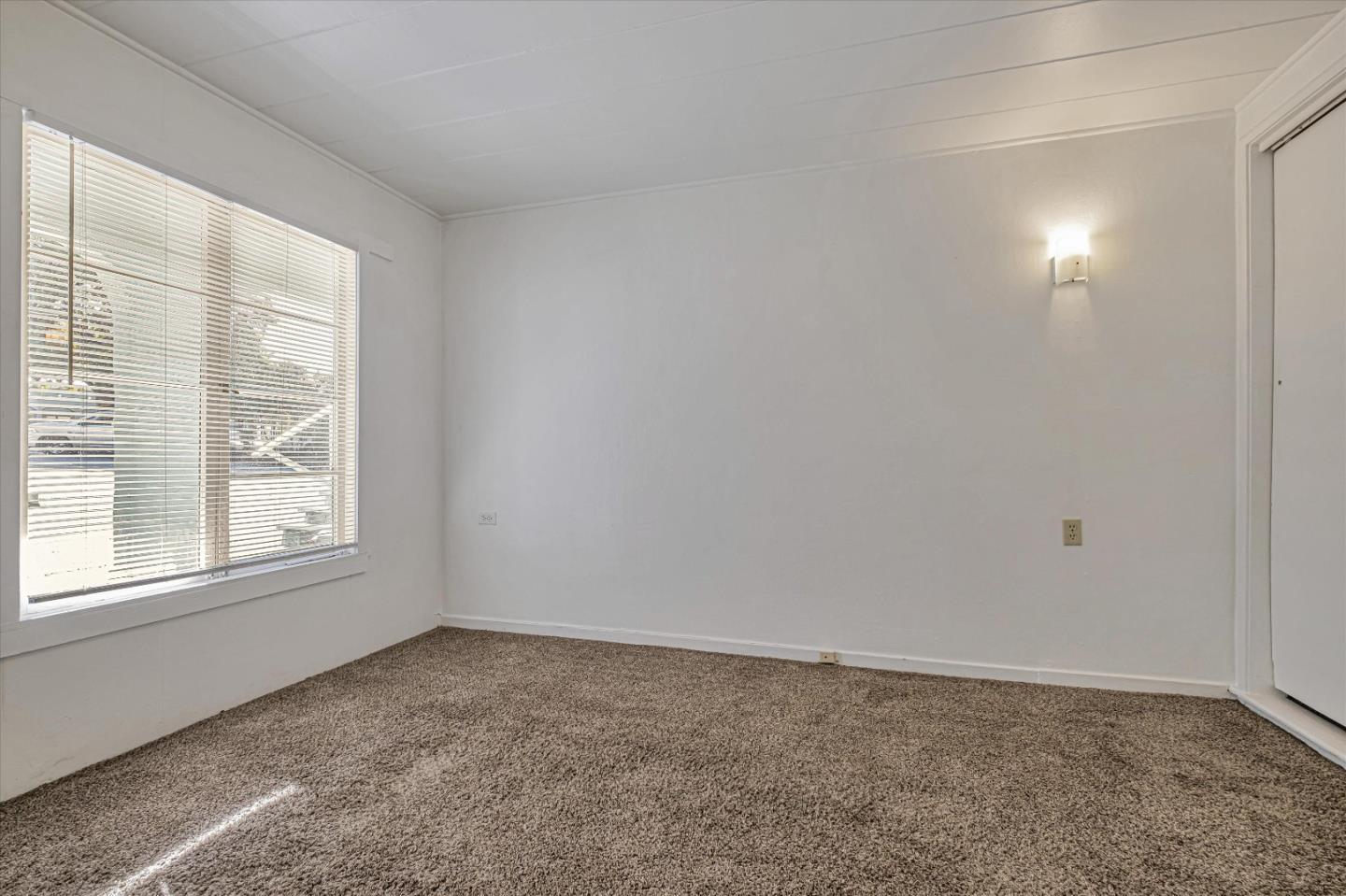 Detail Gallery Image 5 of 44 For 2735-2737 Soquel Ave, Santa Cruz,  CA 95062 - – Beds | – Baths