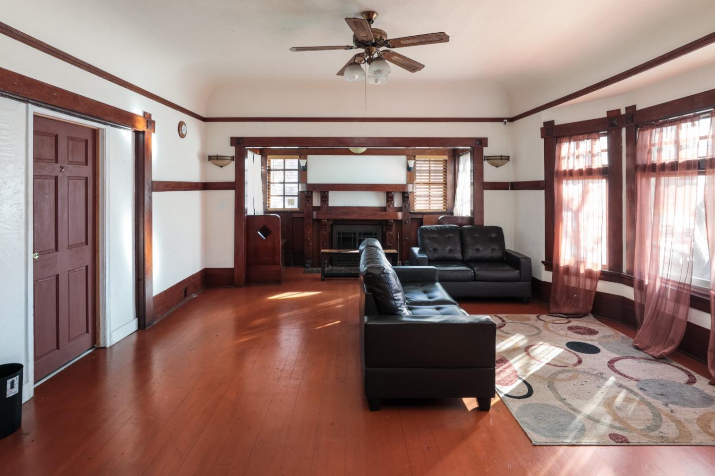 Detail Gallery Image 12 of 24 For 499 S 5th St, San Jose,  CA 95112 - 7 Beds | 4/1 Baths