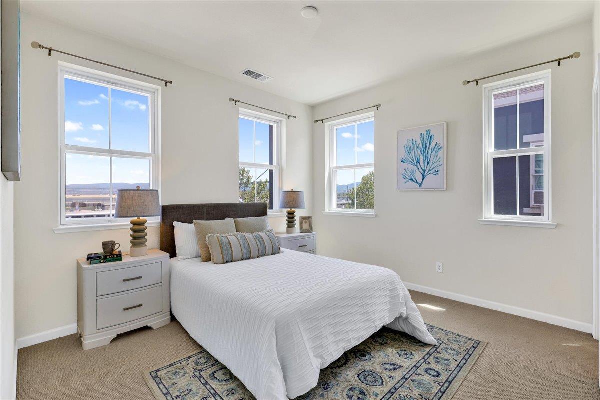 Detail Gallery Image 32 of 71 For 1283 De Altura Cmn, San Jose,  CA 95126 - 2 Beds | 2/1 Baths