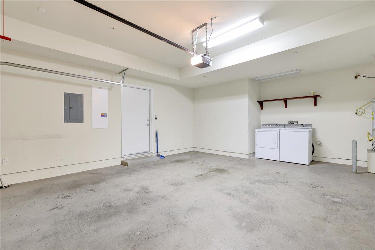 Detail Gallery Image 39 of 71 For 1283 De Altura Cmn, San Jose,  CA 95126 - 2 Beds | 2/1 Baths