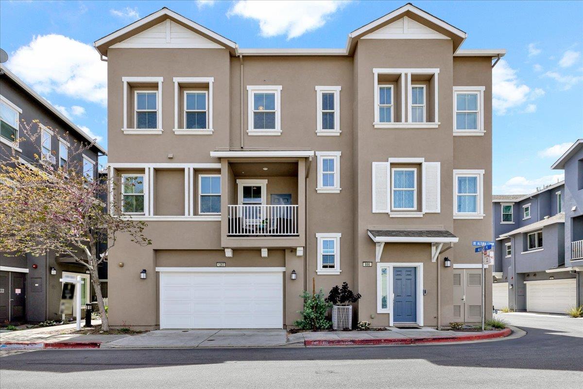 Detail Gallery Image 41 of 71 For 1283 De Altura Cmn, San Jose,  CA 95126 - 2 Beds | 2/1 Baths