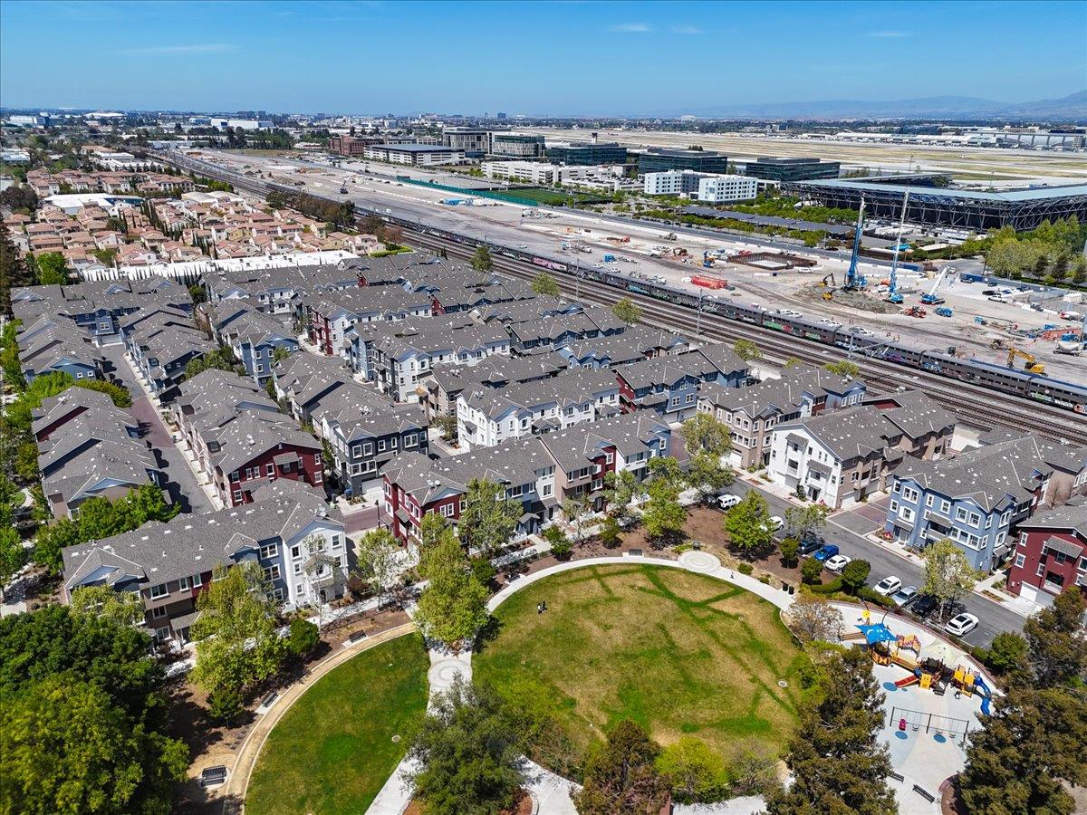 Detail Gallery Image 44 of 71 For 1283 De Altura Cmn, San Jose,  CA 95126 - 2 Beds | 2/1 Baths