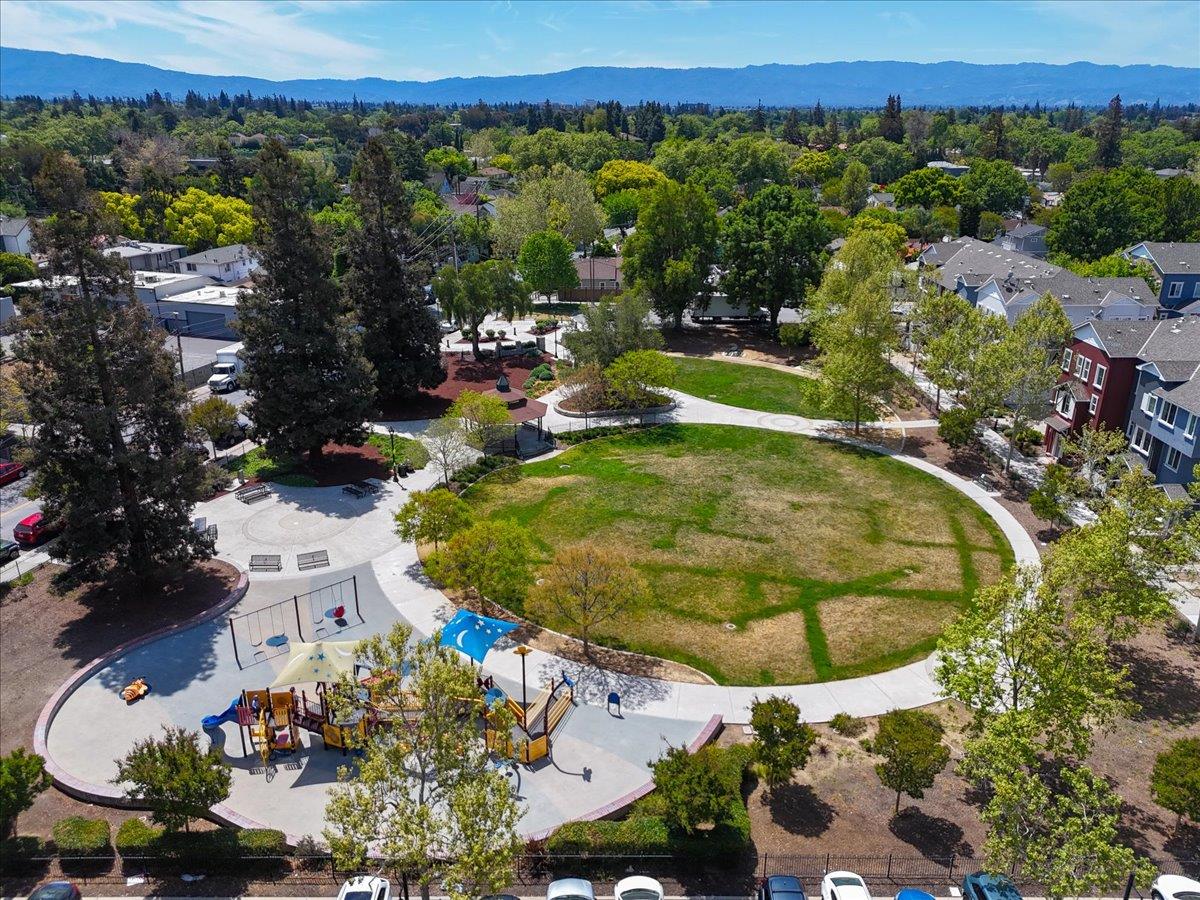 Detail Gallery Image 45 of 71 For 1283 De Altura Cmn, San Jose,  CA 95126 - 2 Beds | 2/1 Baths