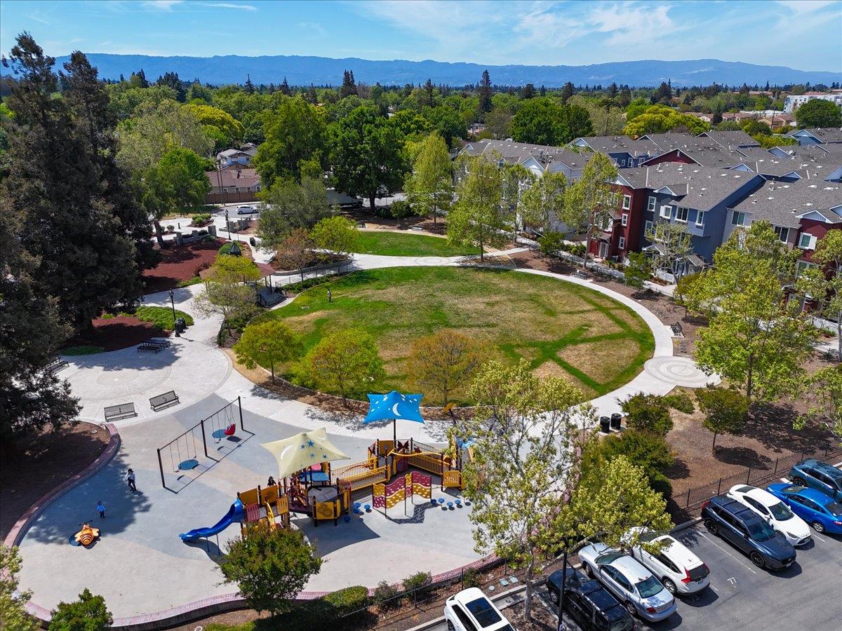 Detail Gallery Image 46 of 71 For 1283 De Altura Cmn, San Jose,  CA 95126 - 2 Beds | 2/1 Baths