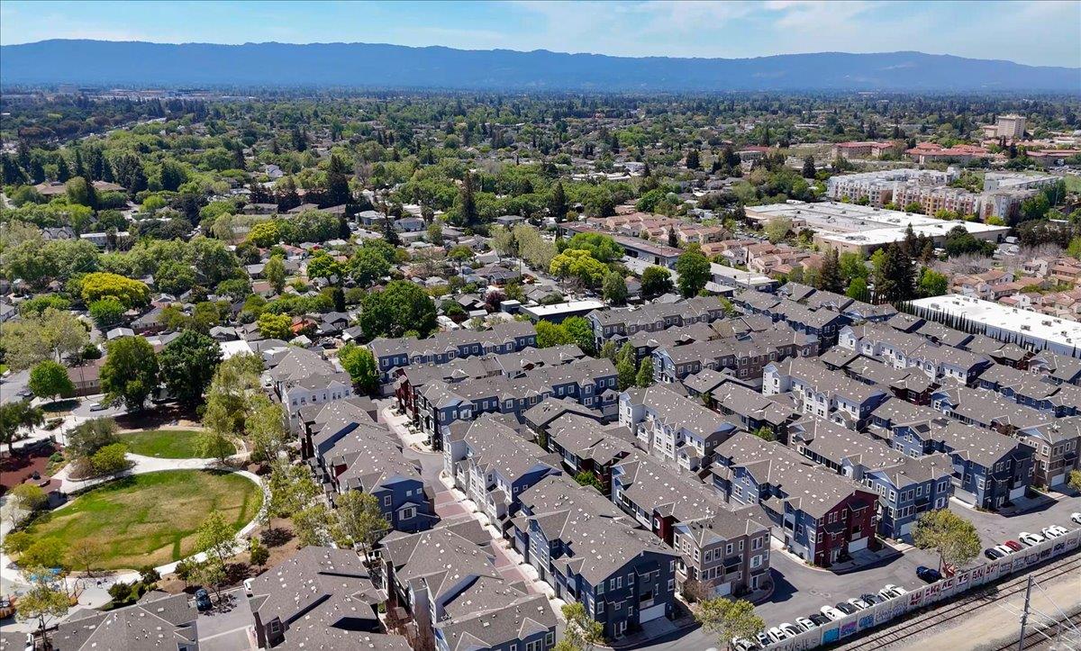 Detail Gallery Image 58 of 71 For 1283 De Altura Cmn, San Jose,  CA 95126 - 2 Beds | 2/1 Baths