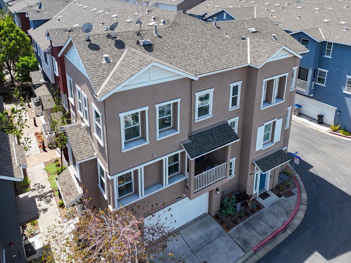 Detail Gallery Image 63 of 71 For 1283 De Altura Cmn, San Jose,  CA 95126 - 2 Beds | 2/1 Baths