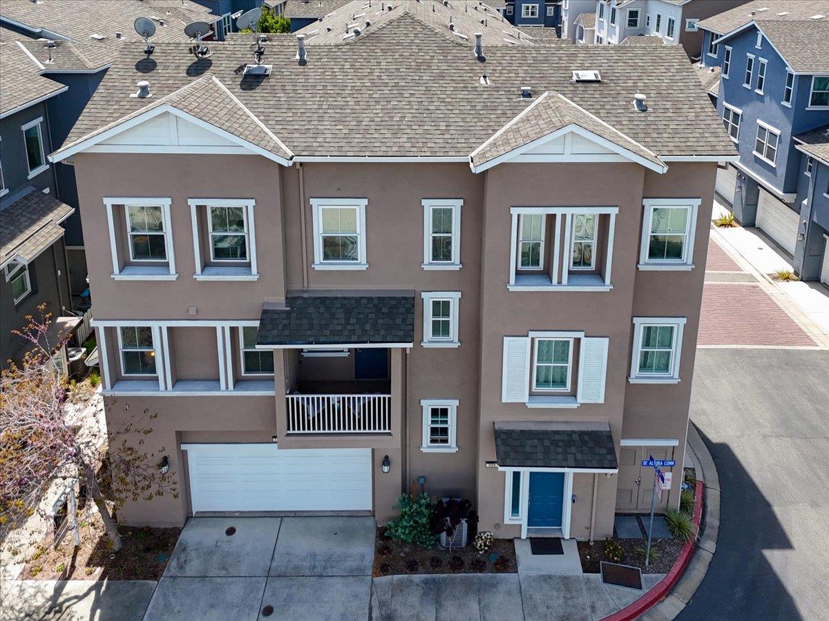Detail Gallery Image 64 of 71 For 1283 De Altura Cmn, San Jose,  CA 95126 - 2 Beds | 2/1 Baths