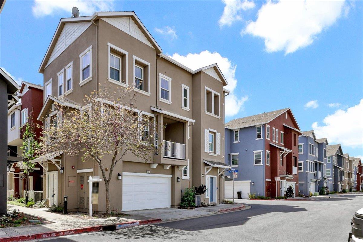 Detail Gallery Image 71 of 71 For 1283 De Altura Cmn, San Jose,  CA 95126 - 2 Beds | 2/1 Baths