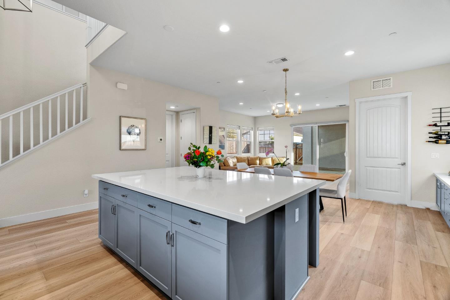 Detail Gallery Image 14 of 51 For 478 Lassen Way, Marina,  CA 93933 - 4 Beds | 2/1 Baths