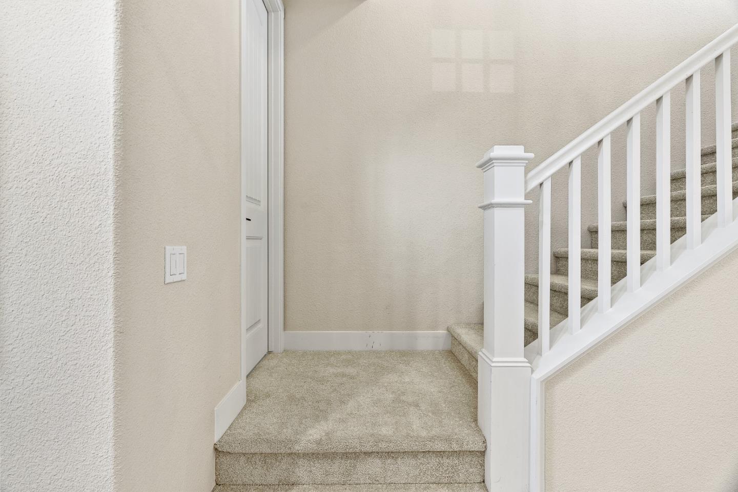 Detail Gallery Image 24 of 51 For 478 Lassen Way, Marina,  CA 93933 - 4 Beds | 2/1 Baths