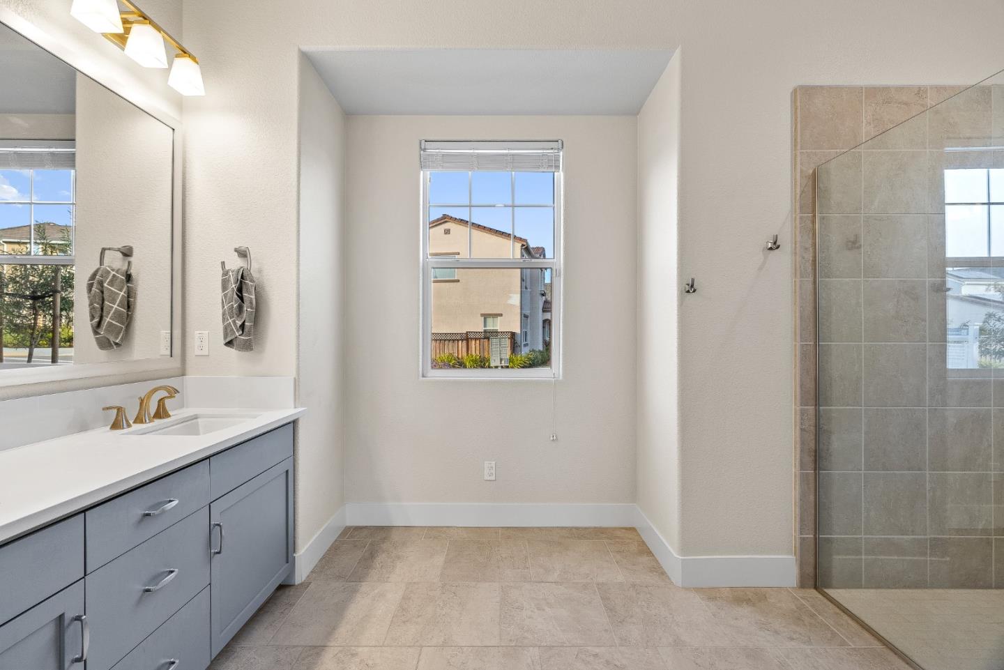 Detail Gallery Image 28 of 51 For 478 Lassen Way, Marina,  CA 93933 - 4 Beds | 2/1 Baths