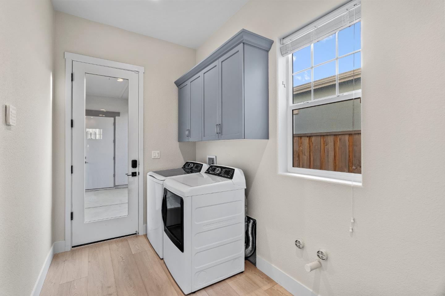 Detail Gallery Image 30 of 51 For 478 Lassen Way, Marina,  CA 93933 - 4 Beds | 2/1 Baths