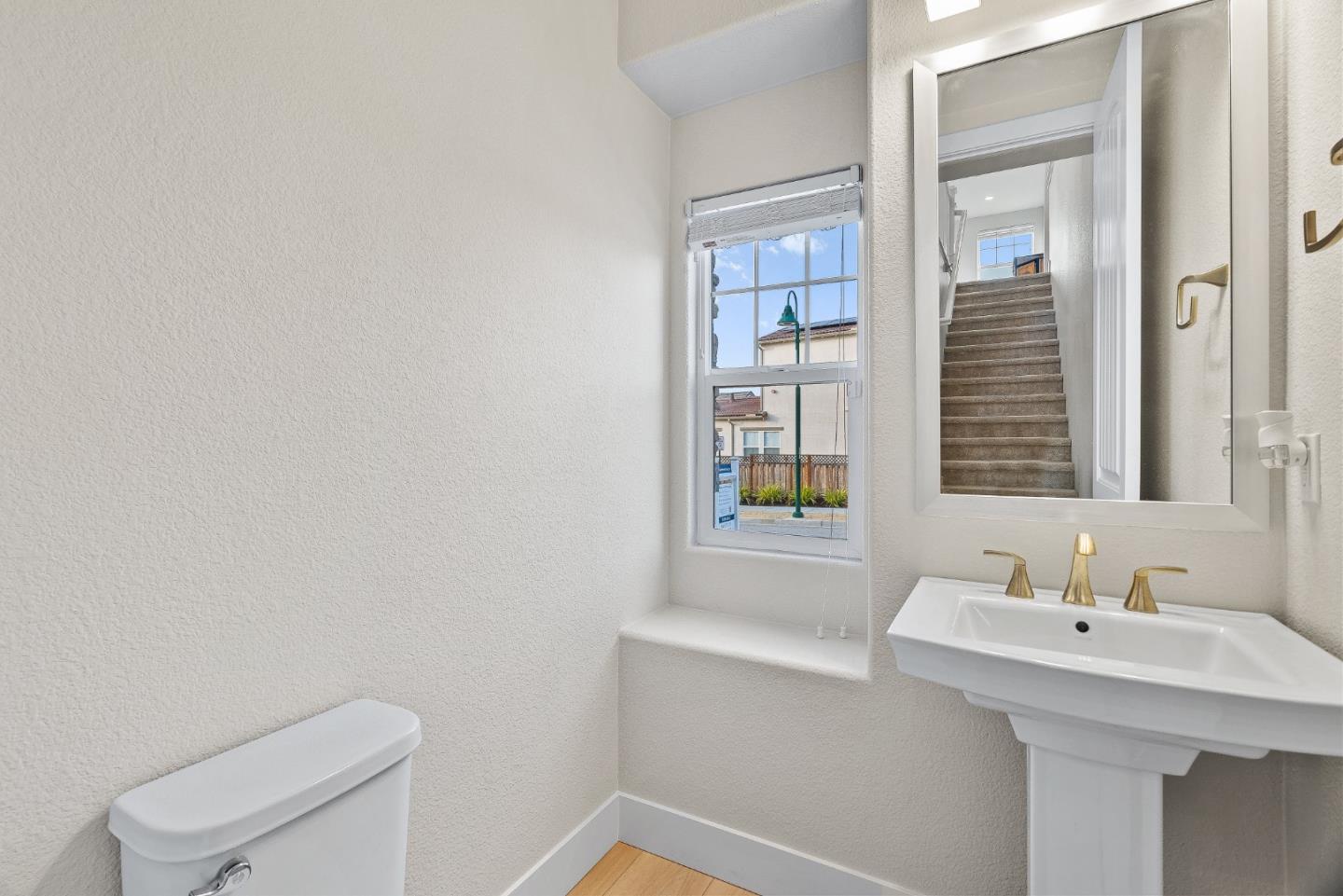 Detail Gallery Image 31 of 51 For 478 Lassen Way, Marina,  CA 93933 - 4 Beds | 2/1 Baths