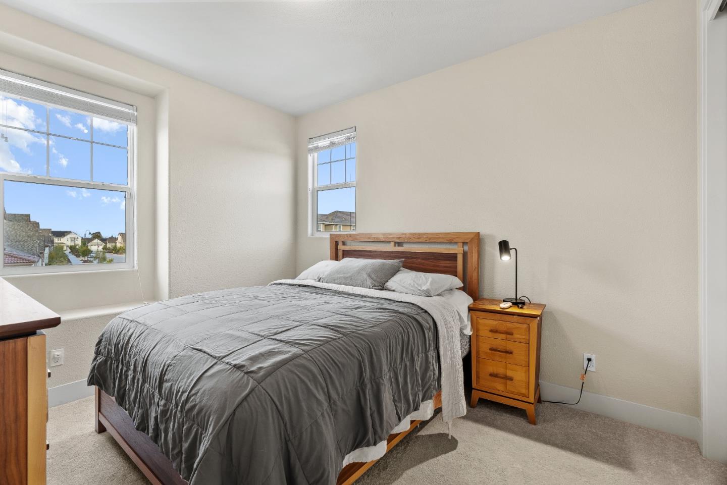 Detail Gallery Image 34 of 51 For 478 Lassen Way, Marina,  CA 93933 - 4 Beds | 2/1 Baths