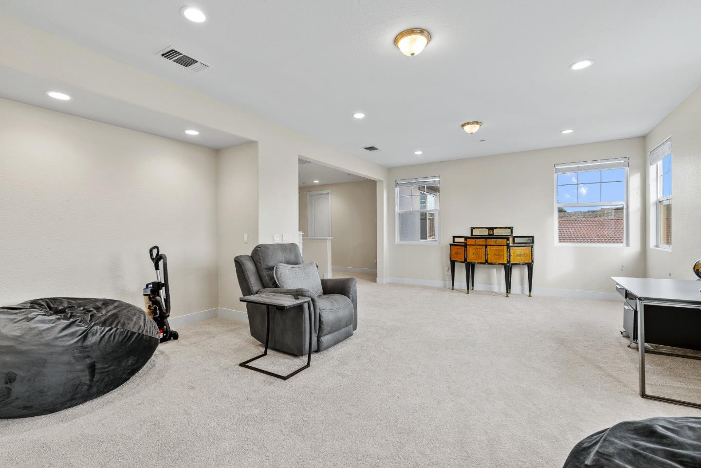 Detail Gallery Image 38 of 51 For 478 Lassen Way, Marina,  CA 93933 - 4 Beds | 2/1 Baths