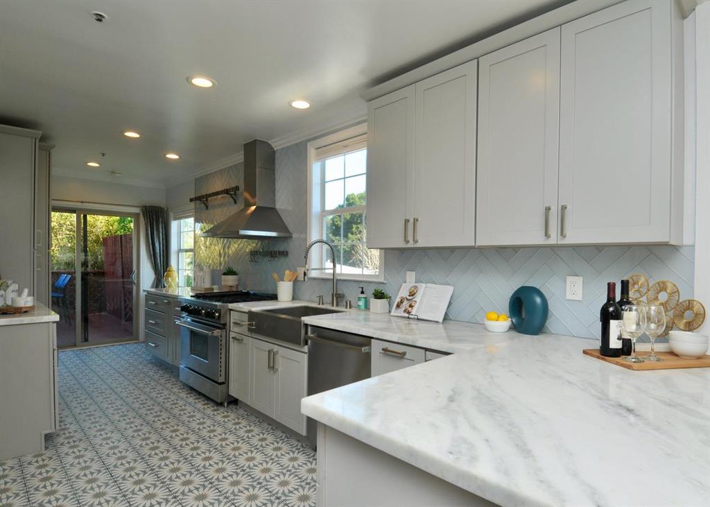 Detail Gallery Image 18 of 20 For 525 9th Avenue, San Mateo,  CA 94401 - 3 Beds | 2 Baths