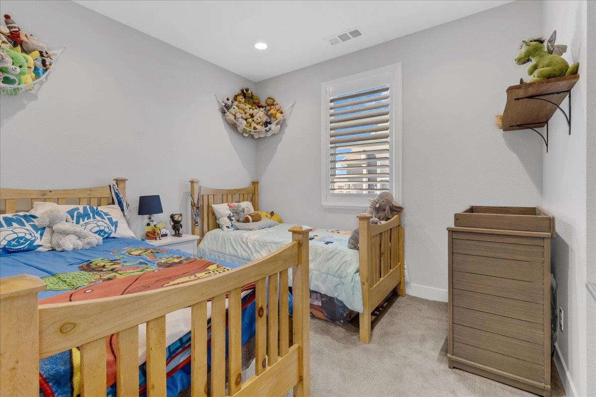 Detail Gallery Image 26 of 34 For 277 Skyview Dr, Marina,  CA 93933 - 4 Beds | 3 Baths