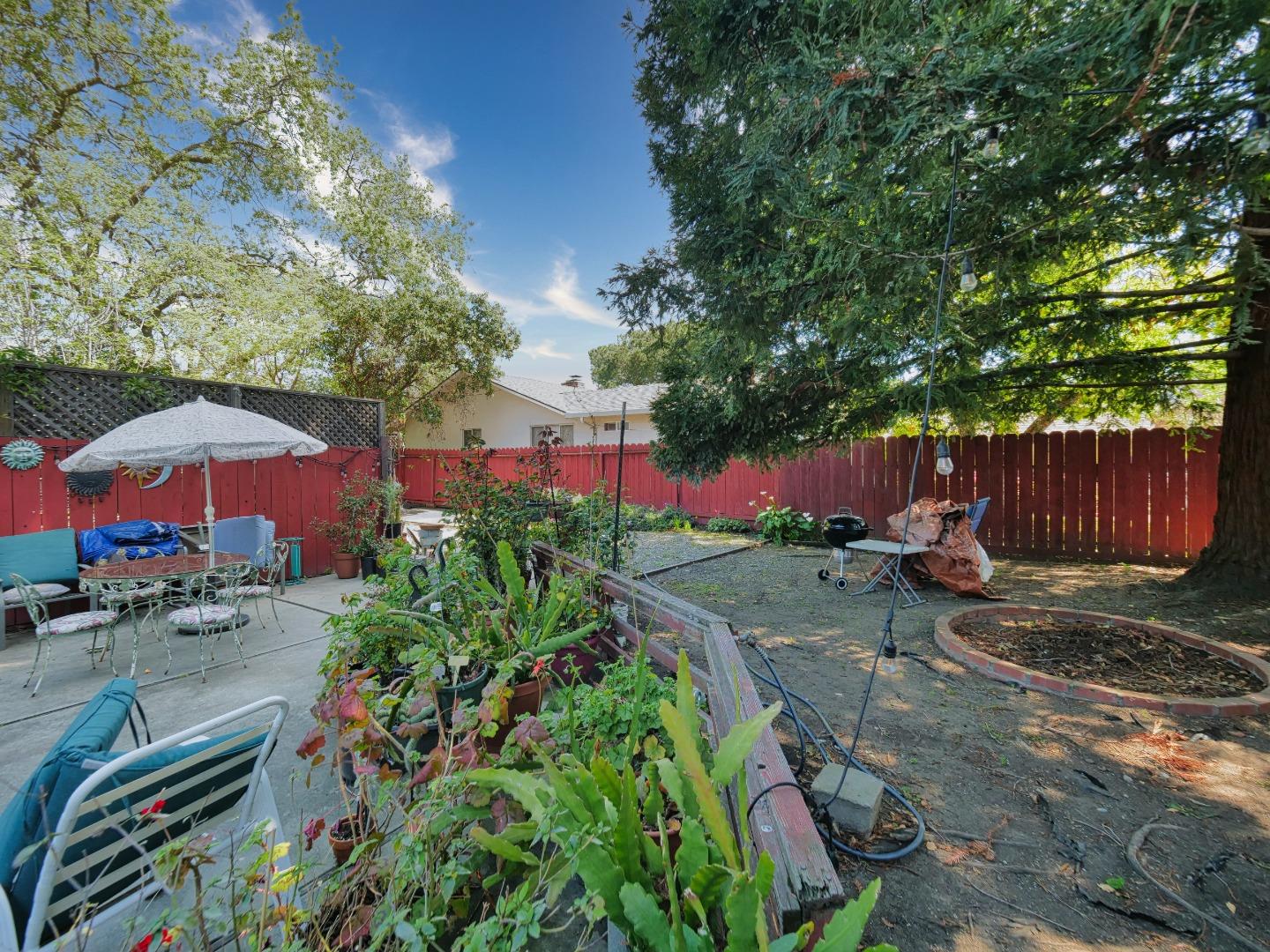 Detail Gallery Image 16 of 17 For 1105 Sanchez Way, Redwood City,  CA 94061 - – Beds | – Baths