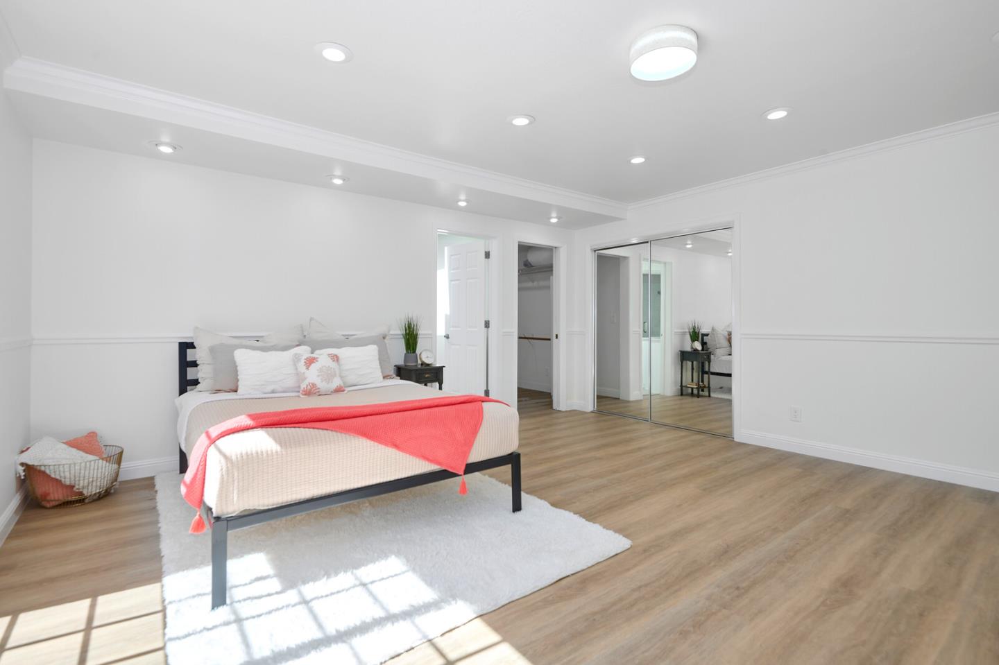 Detail Gallery Image 11 of 24 For 873 Newman Dr, South San Francisco,  CA 94080 - 3 Beds | 2 Baths