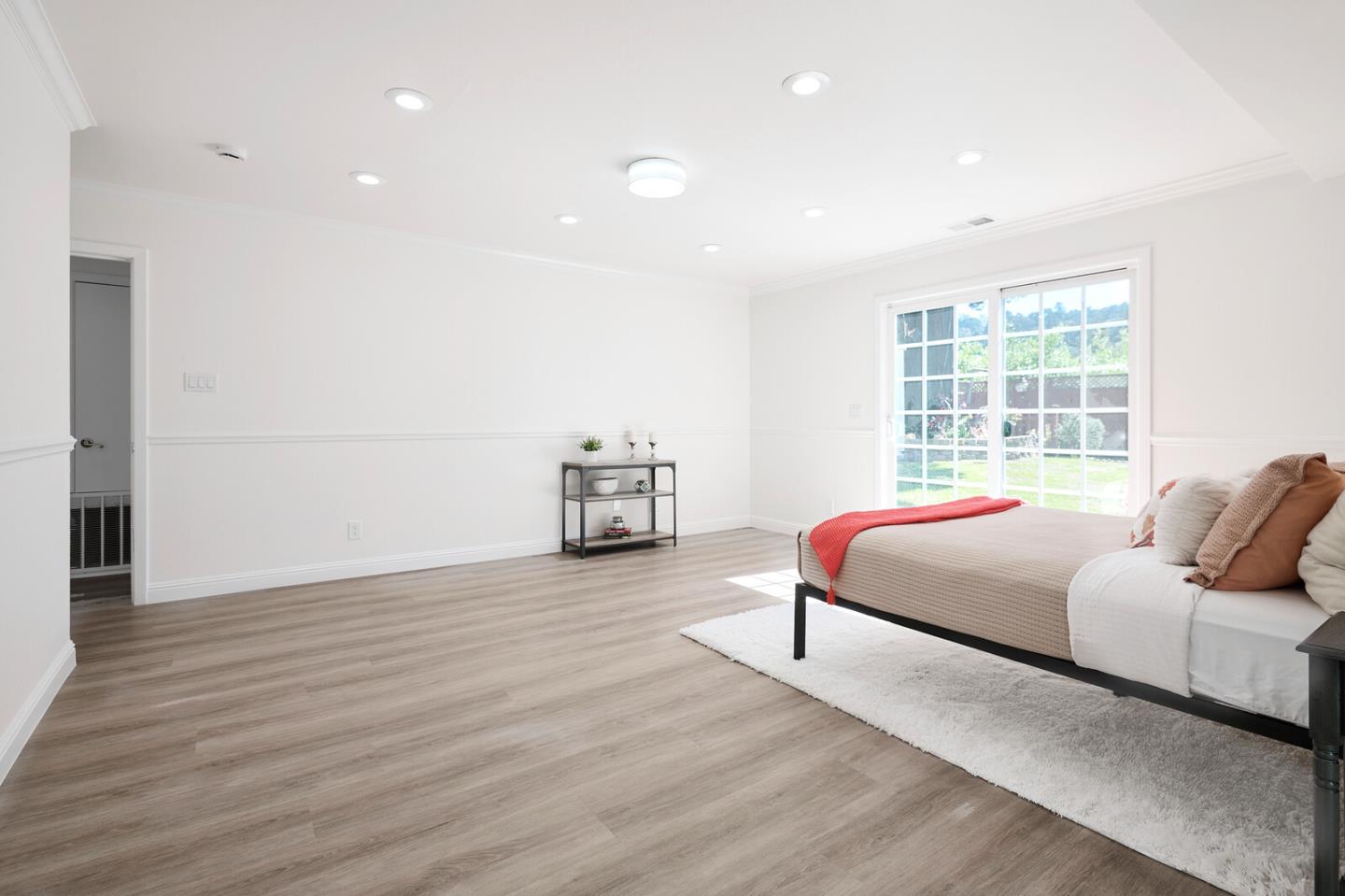 Detail Gallery Image 12 of 24 For 873 Newman Dr, South San Francisco,  CA 94080 - 3 Beds | 2 Baths