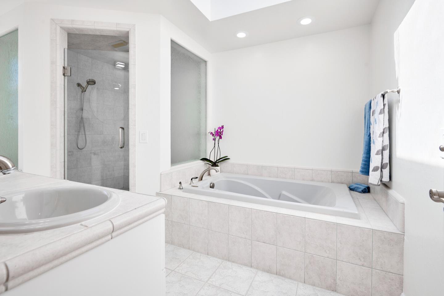 Detail Gallery Image 15 of 24 For 873 Newman Dr, South San Francisco,  CA 94080 - 3 Beds | 2 Baths
