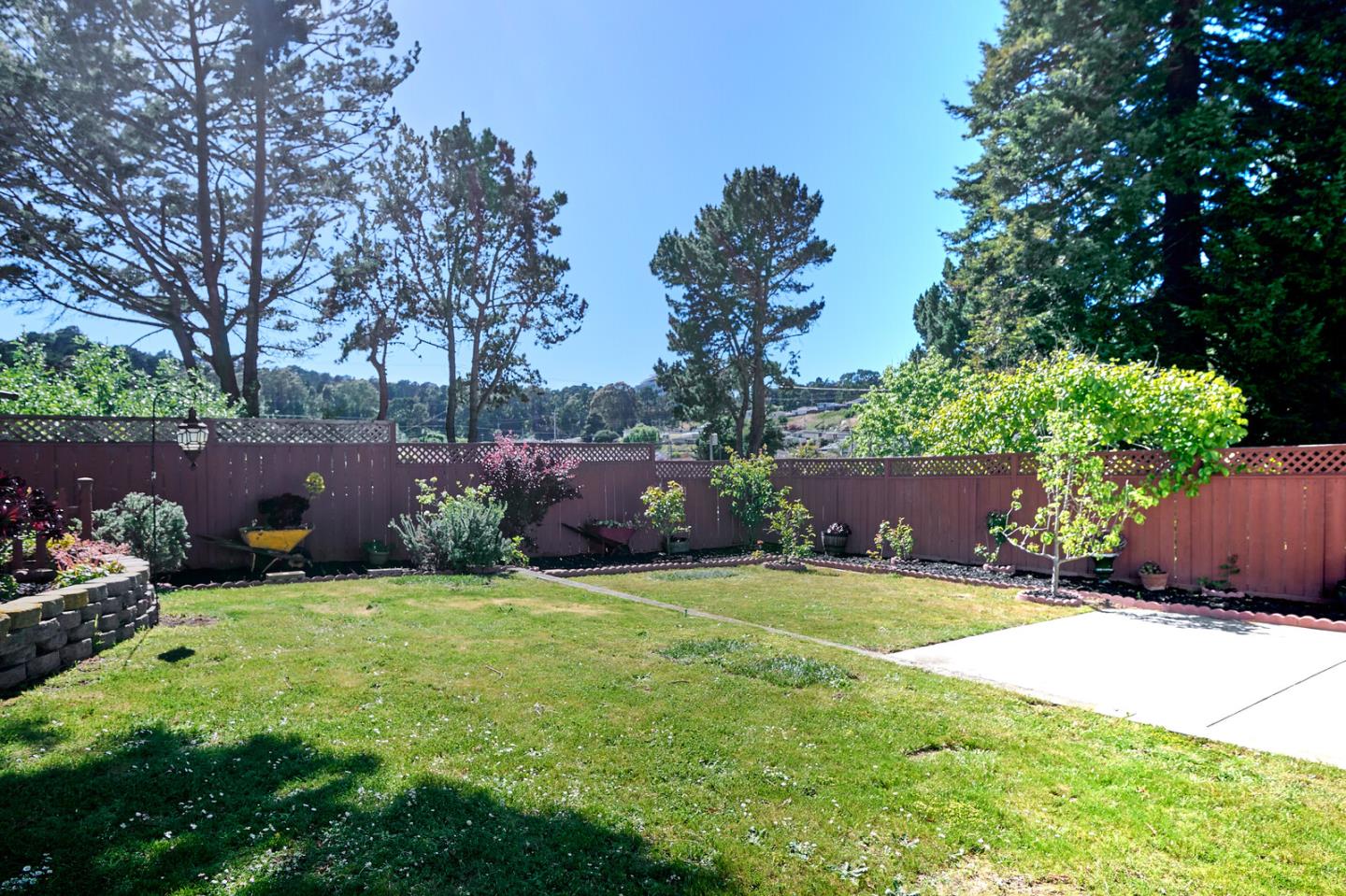 Detail Gallery Image 24 of 24 For 873 Newman Dr, South San Francisco,  CA 94080 - 3 Beds | 2 Baths