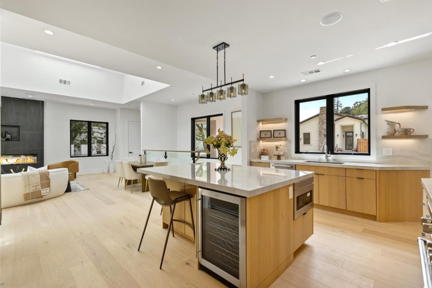 Detail Gallery Image 24 of 113 For 18061 Saratoga Los Gatos Rd, Monte Sereno,  CA 95030 - 5 Beds | 4/1 Baths